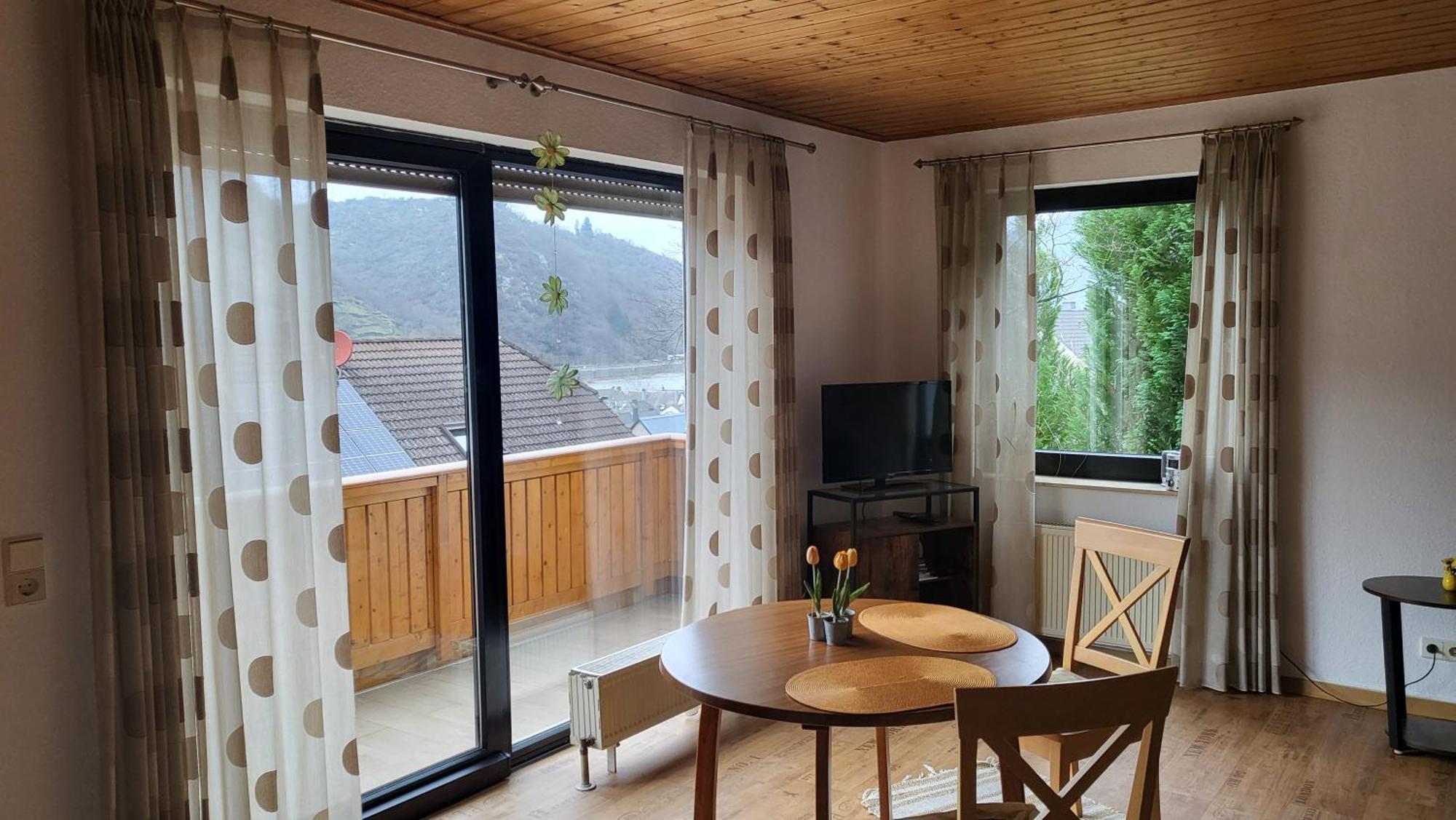 Ferienwohnung Zum Rheinblick Kestert Exterior photo